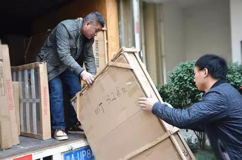 長沙市好日子搬家運輸服務(wù)有限公司,長沙搬家,鋼琴搬運,家具拆裝,包裝托運,大件物品搬運